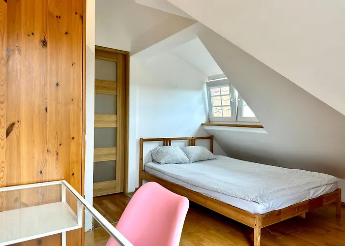 Przy Hipodromie & Parking Séjour chez l'habitant