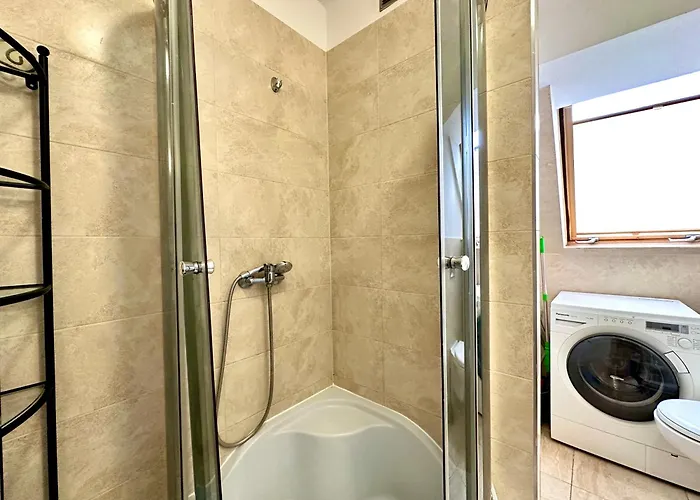 Przy Hipodromie & Parking *